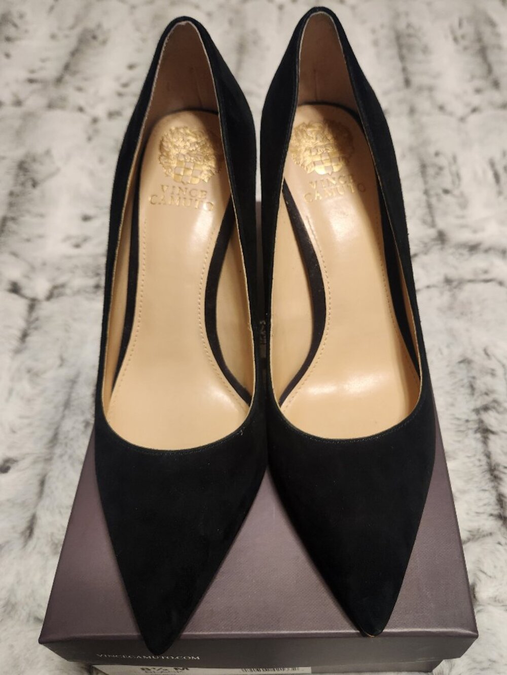 Vince Camuto Ableen Black Suede Pointed Toe Block Heel Pumps Size 8.5M